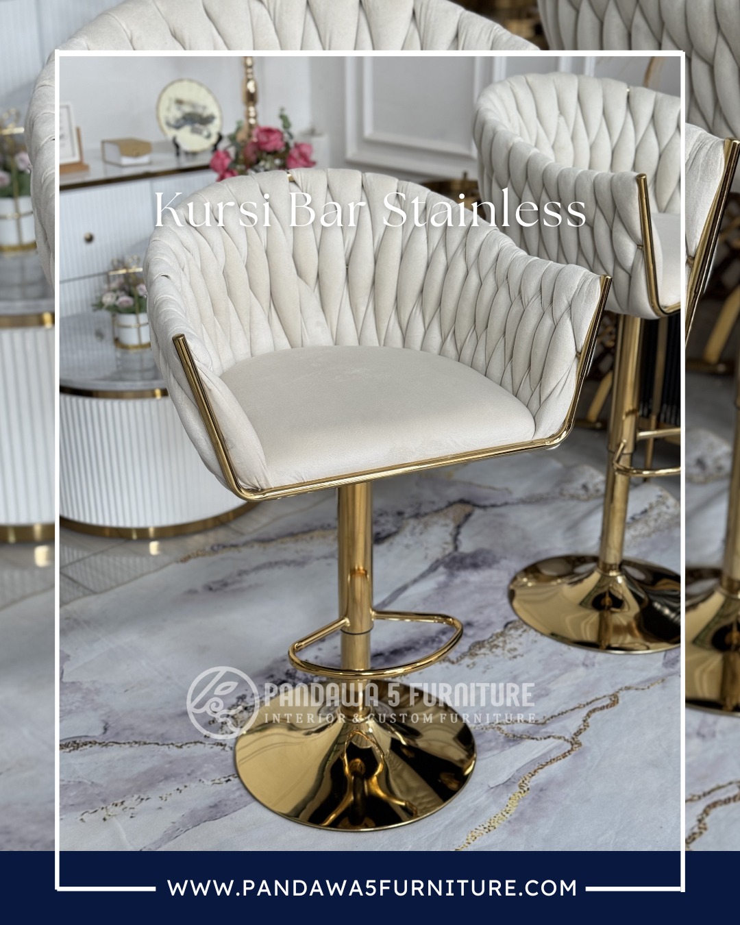 Kursi Bar Hidrolik ini dapat disesuaikan tinggi rendahnya sehingga pengguna akan lebih nyaman ke (2)