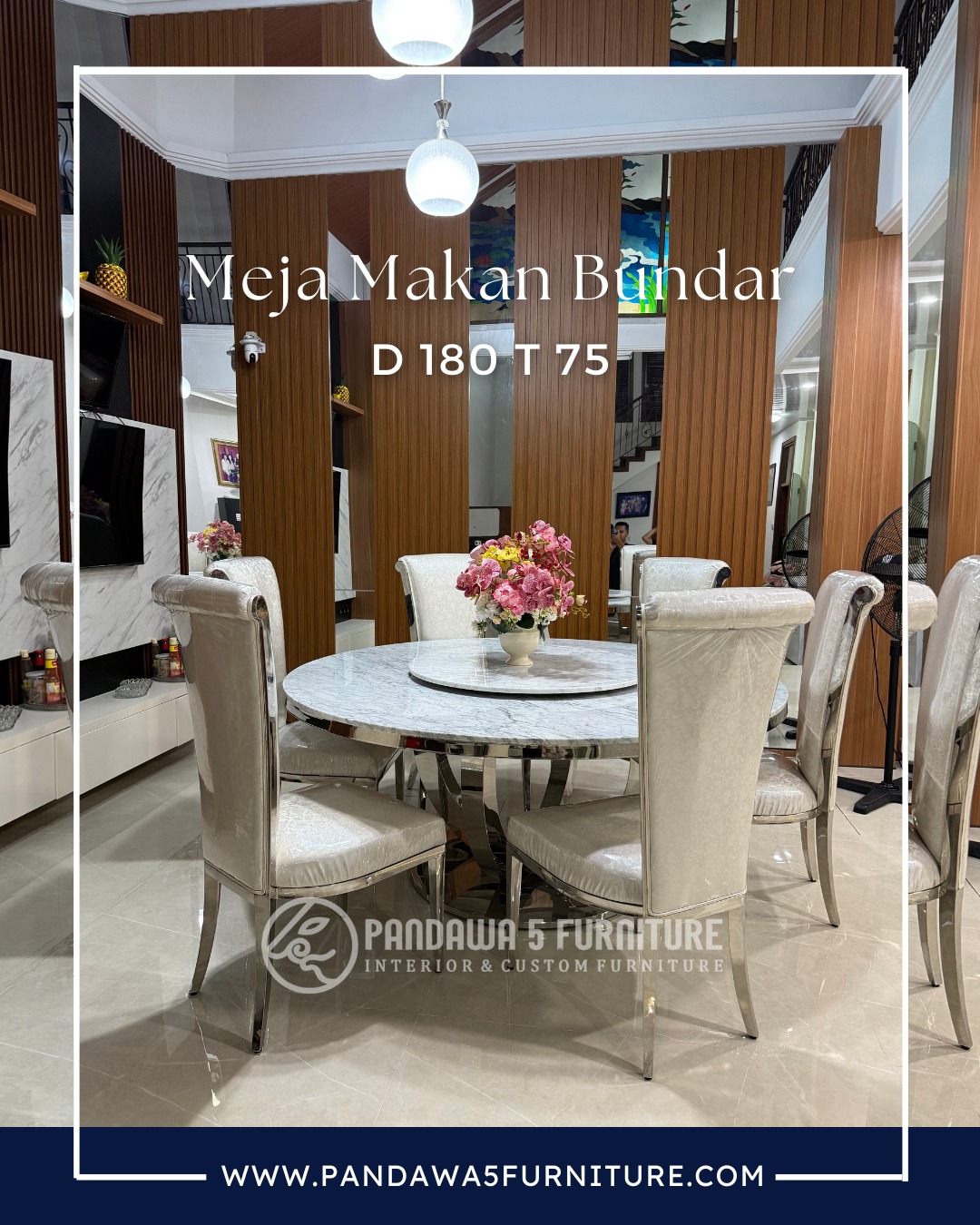 Pesanan Meja makan stainless dari mama cetar @trihartati_18 . Beliau memesan set kursi makan den